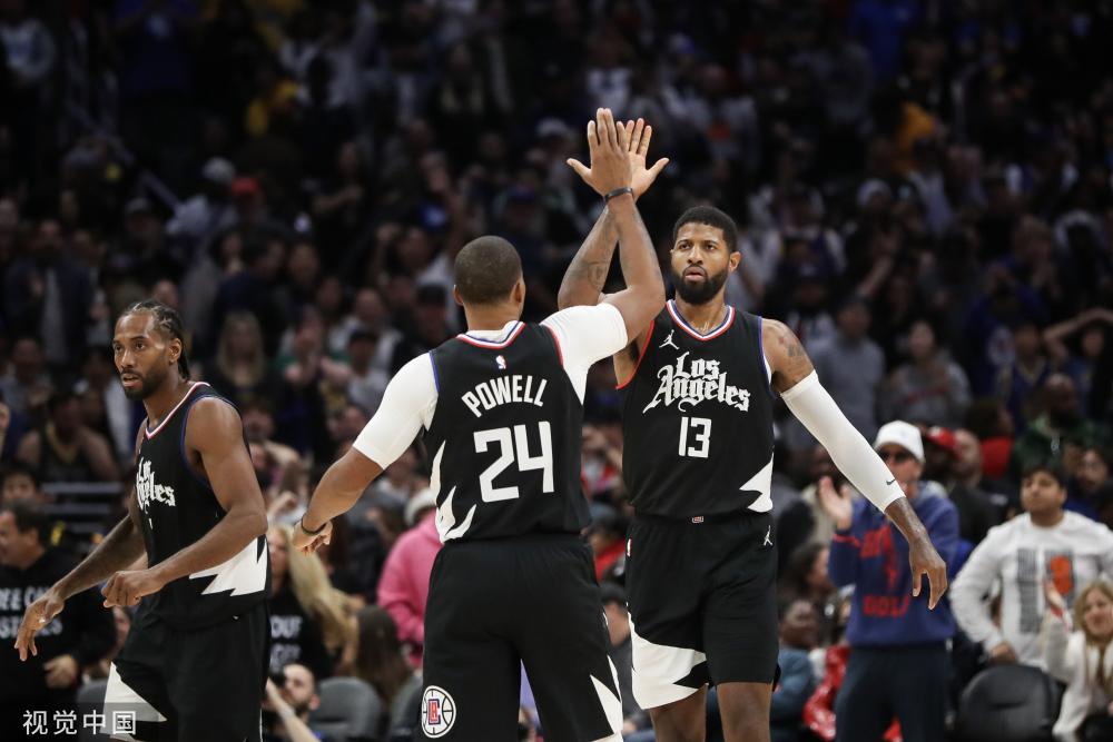 夺亚冠+沙超杯冠军，官方：吉达国民与主教练雅伊斯勒续约至2027