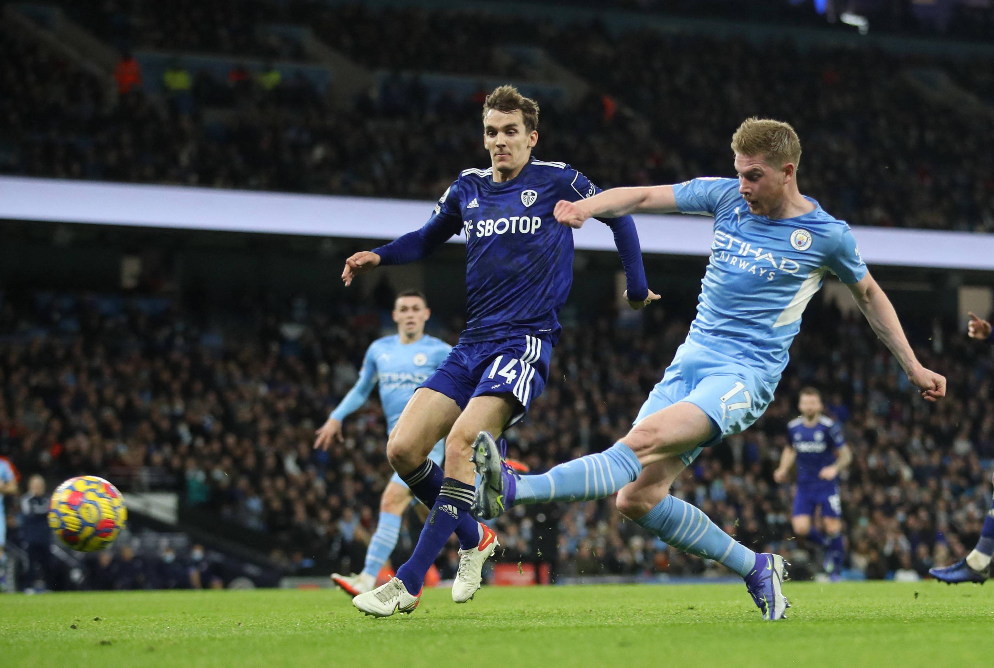 夺亚冠+沙超杯冠军，官方：吉达国民与主教练雅伊斯勒续约至2027