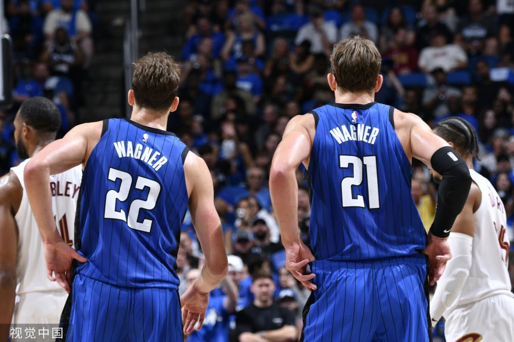 力和不屈的 力和不屈的